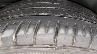 Used 2021 Maruti Suzuki Ciaz Sigma Petrol Petrol Manual tyres RIGHT REAR TYRE TREAD VIEW