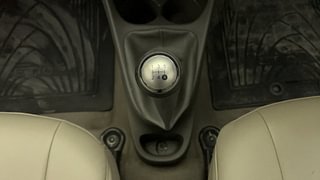 Used 2015 Toyota Etios [2010-2017] V Petrol Manual interior GEAR  KNOB VIEW