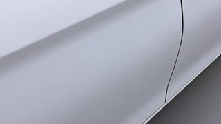 Used 2021 Maruti Suzuki Ciaz Sigma Petrol Petrol Manual dents MINOR SCRATCH