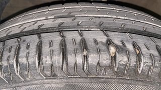 Used 2019 Maruti Suzuki Swift [2017-2021] VXi Petrol Manual tyres LEFT FRONT TYRE TREAD VIEW