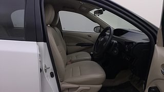 Used 2018 Toyota Etios Liva [2017-2020] V Petrol Manual interior RIGHT SIDE FRONT DOOR CABIN VIEW