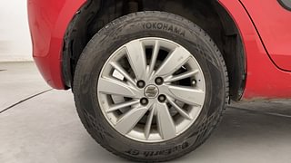 Used 2015 Maruti Suzuki Swift [2011-2017] ZXi Petrol Manual tyres RIGHT REAR TYRE RIM VIEW
