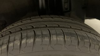 Used 2015 Toyota Etios [2010-2017] V Petrol Manual tyres LEFT REAR TYRE TREAD VIEW