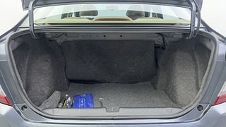 Used 2021 Honda Amaze 1.2 VX CVT i-VTEC Petrol Automatic interior DICKY INSIDE VIEW