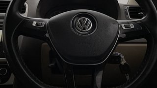 Used 2016 volkswagen Vento 1.6L Highline plus Petrol Manual top_features Airbags