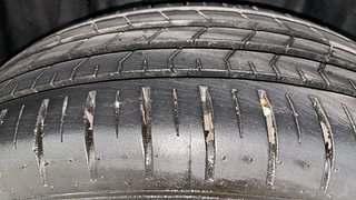 Used 2022 Maruti Suzuki Baleno Zeta Petrol Petrol Manual tyres RIGHT REAR TYRE TREAD VIEW