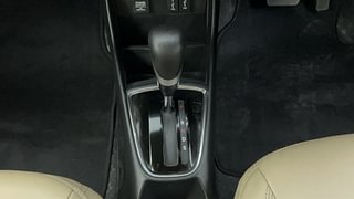 Used 2021 Honda Amaze 1.2 VX CVT i-VTEC Petrol Automatic interior GEAR  KNOB VIEW