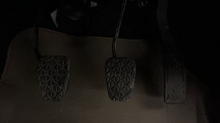 Used 2019 Ford Figo [2019-2021] Titanium Petrol Petrol Manual interior PEDALS VIEW