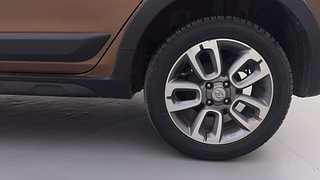 Used 2016 Hyundai i20 Active [2015-2020] 1.2 SX Petrol Manual tyres LEFT REAR TYRE RIM VIEW
