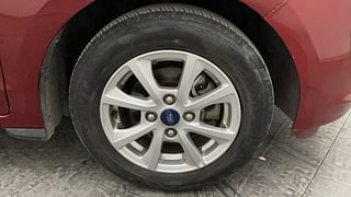 Used 2019 Ford Figo [2019-2021] Titanium Petrol Petrol Manual tyres RIGHT FRONT TYRE RIM VIEW