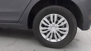 Used 2017 Hyundai Elite i20 [2014-2018] Sportz 1.2 Petrol Manual tyres LEFT REAR TYRE RIM VIEW