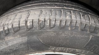 Used 2015 Jaguar XF 2.2 Diesel Diesel Automatic tyres LEFT FRONT TYRE TREAD VIEW