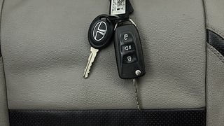 Used 2018 Tata Tiago [2016-2020] Revotron XZA AMT Petrol Automatic extra CAR KEY VIEW