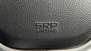 Used 2021 Renault Triber RXZ Petrol Manual top_features Airbags