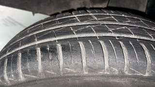 Used 2021 Renault Kwid 1.0 RXL AMT Petrol Automatic tyres RIGHT REAR TYRE TREAD VIEW