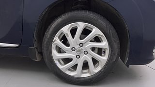Used 2022 Maruti Suzuki Baleno Zeta Petrol Petrol Manual tyres RIGHT FRONT TYRE RIM VIEW
