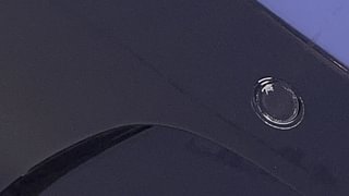 Used 2019 Maruti Suzuki Swift [2017-2021] VXi Petrol Manual top_features Parking sensors