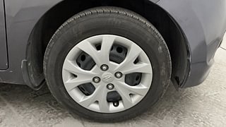 Used 2015 Hyundai Grand i10 Sportz 1.2 Kappa VTVT Petrol Manual tyres RIGHT FRONT TYRE RIM VIEW
