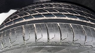 Used 2017 Maruti Suzuki Baleno [2015-2019] Zeta AT Petrol Petrol Automatic tyres RIGHT REAR TYRE TREAD VIEW