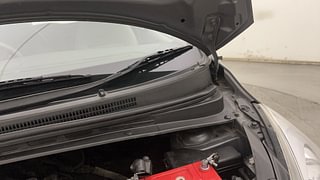 Used 2012 Hyundai i10 [2010-2016] Magna 1.2 Petrol Petrol Manual engine ENGINE LEFT SIDE HINGE & APRON VIEW