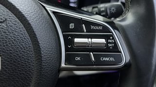Used 2022 Kia Seltos HTX D Diesel Manual top_features Cruise control