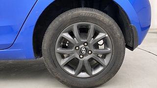 Used 2019 Hyundai Elite i20 [2018-2020] Sportz Plus 1.2 Petrol Manual tyres LEFT REAR TYRE RIM VIEW