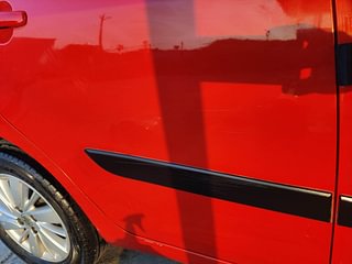 Used 2015 Maruti Suzuki Swift [2011-2017] ZXi Petrol Manual dents MINOR SCRATCH