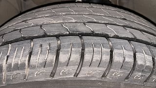 Used 2017 Renault Duster [2015-2020] RXL Petrol Petrol Manual tyres LEFT FRONT TYRE TREAD VIEW
