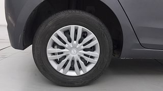 Used 2017 Hyundai Elite i20 [2014-2018] Sportz 1.2 Petrol Manual tyres RIGHT REAR TYRE RIM VIEW