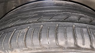 Used 2015 Maruti Suzuki Ciaz [2014-2017] ZXi Petrol Manual tyres LEFT FRONT TYRE TREAD VIEW