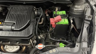Used 2015 Maruti Suzuki Swift [2011-2017] VXi Petrol Manual engine ENGINE LEFT SIDE VIEW