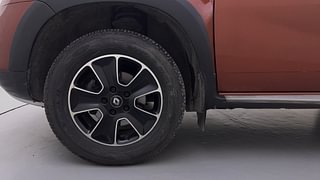 Used 2017 Renault Duster [2015-2019] 85 PS RXZ 4X2 MT Diesel Manual tyres LEFT FRONT TYRE RIM VIEW