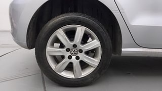 Used 2011 Volkswagen Polo [2010-2014] Highline1.2L (P) Petrol Manual tyres RIGHT REAR TYRE RIM VIEW