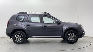Used 2021 Renault Duster [2020-2022] RXZ Petrol Petrol Manual exterior RIGHT SIDE VIEW