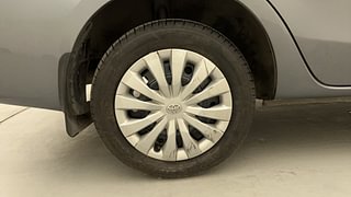 Used 2015 Toyota Etios [2010-2017] V Petrol Manual tyres RIGHT REAR TYRE RIM VIEW