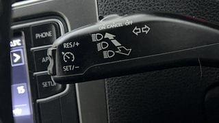 Used 2019 volkswagen Polo Highline Plus 1.0 MPI Petrol Manual top_features Cruise control