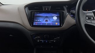 Used 2017 Hyundai Elite i20 [2014-2018] Sportz 1.2 Petrol Manual interior MUSIC SYSTEM & AC CONTROL VIEW