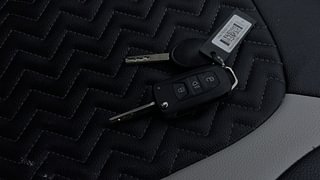 Used 2021 Tata Nexon XM Petrol Petrol Manual extra CAR KEY VIEW