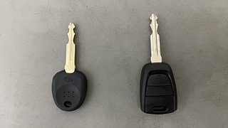 Used 2015 Hyundai Grand i10 Sportz 1.2 Kappa VTVT Petrol Manual extra CAR KEY VIEW