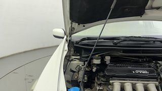 Used 2011 Honda City [2011-2014] 1.5 S MT Petrol Manual engine ENGINE RIGHT SIDE HINGE & APRON VIEW