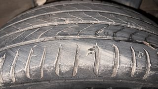 Used 2018 Hyundai Elite i20 [2018-2020] Asta 1.2 Dual Tone Petrol Manual tyres LEFT REAR TYRE TREAD VIEW