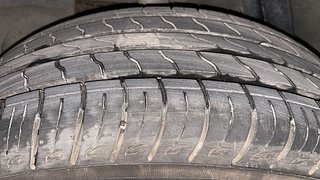 Used 2017 Renault Duster [2015-2020] RXL Petrol Petrol Manual tyres RIGHT REAR TYRE TREAD VIEW