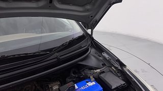 Used 2017 Hyundai Elite i20 [2014-2018] Sportz 1.2 Petrol Manual engine ENGINE LEFT SIDE HINGE & APRON VIEW
