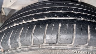 Used 2019 Hyundai Verna [2017-2020] 1.6 VTVT SX Petrol Manual tyres RIGHT REAR TYRE TREAD VIEW