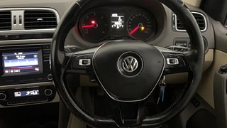 Used 2017 volkswagen Vento 1.5L Highline Diesel Diesel Manual top_features Steering mounted controls
