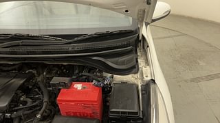 Used 2018 Hyundai Verna [2017-2020] 1.6 VTVT SX (O) Petrol Manual engine ENGINE LEFT SIDE HINGE & APRON VIEW