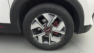 Used 2020 Kia Sonet GTX Plus 1.5 AT Diesel Automatic tyres RIGHT FRONT TYRE RIM VIEW