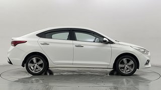 Used 2019 Hyundai Verna [2017-2020] 1.6 VTVT SX Petrol Manual exterior RIGHT SIDE VIEW