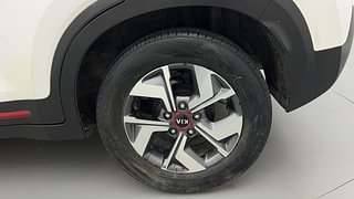 Used 2020 Kia Sonet GTX Plus 1.5 AT Diesel Automatic tyres LEFT REAR TYRE RIM VIEW