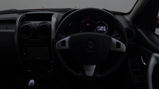 Used 2017 Renault Duster [2015-2019] 85 PS RXZ 4X2 MT Diesel Manual interior STEERING VIEW